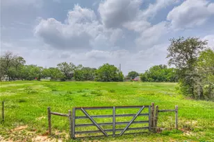 236 Shady Ln, Seguin, TX 78155 - Photo 40
