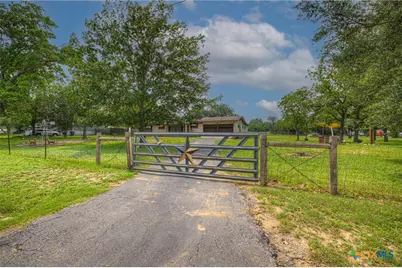 236 Shady Lane, Seguin, TX 78155 - Photo 1