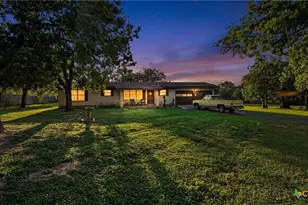 236 Shady Ln, Seguin, TX 78155 - Photo 1