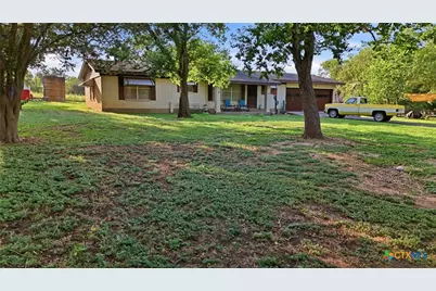 236 Shady Lane, Seguin, TX 78155 - Photo 2