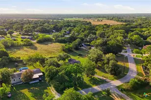 236 Shady Ln, Seguin, TX 78155 - Photo 42