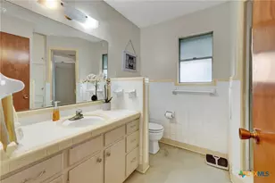 236 Shady Ln, Seguin, TX 78155 - Photo 24