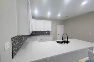 23190 Possum Trot, San Antonio, TX 78264 - Photo 6
