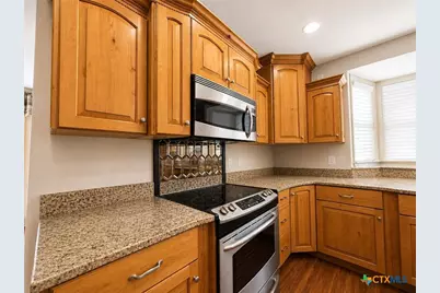 207 S Commerce Street, Port Lavaca, TX 77979 - Photo 18