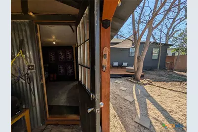 635 E Camp Street, New Braunfels, TX 78130 - Photo 42