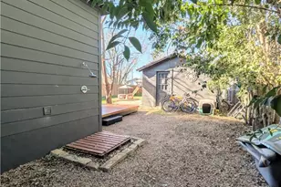 635 E Camp St, New Braunfels, TX 78130 - Photo 34