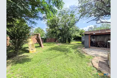 635 E Camp Street, New Braunfels, TX 78130 - Photo 44