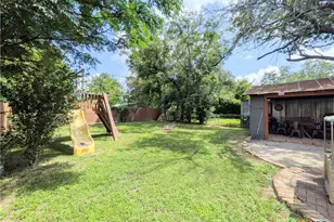 635 E Camp St, New Braunfels, TX 78130 - Photo 44