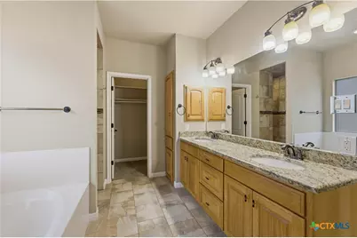 205 Sendera Crossing, La Vernia, TX 78121 - Photo 22