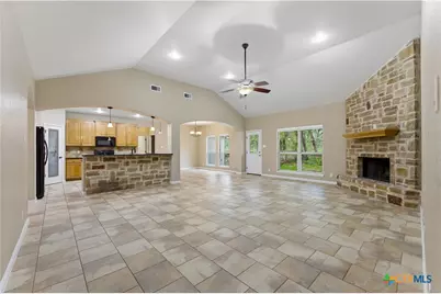 205 Sendera Crossing, La Vernia, TX 78121 - Photo 14