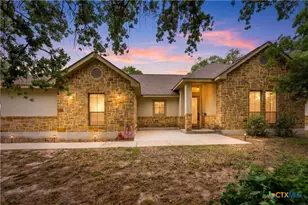 205 Sendera Crossing, La Vernia, TX 78121 - Photo 2