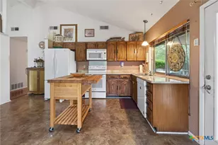 5250 Round Table Dr, San Antonio, TX 78218 - Photo 26