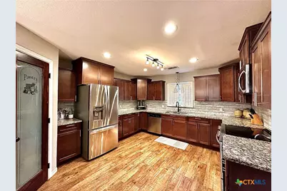 203 Chimney Rock Drive, Victoria, TX 77904 - Photo 12