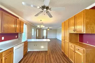 109 River Rd, Tivoli, TX 77990 - Photo 22