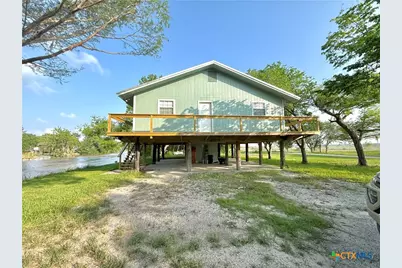 109 River Road, Tivoli, TX 77990 - Photo 2