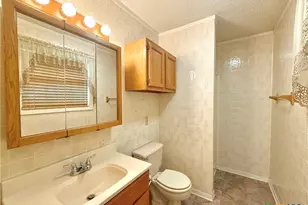 109 River Rd, Tivoli, TX 77990 - Photo 32