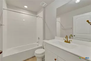 800 Bahia Pl, Seguin, TX 78155 - Photo 24