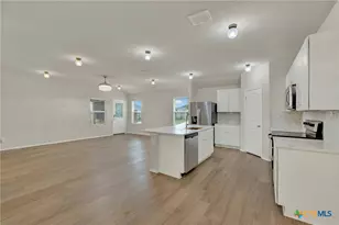 800 Bahia Pl, Seguin, TX 78155 - Photo 16