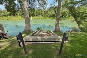180 Wampum Way, Seguin, TX 78155 - Photo 4