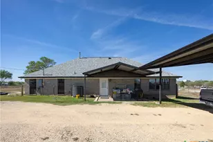 2412 Williamson Rd, Lockhart, TX 78644 - Photo 16