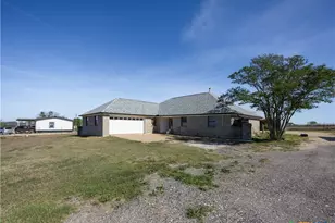 2412 Williamson Rd, Lockhart, TX 78644 - Photo 10