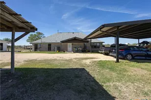 2412 Williamson Rd, Lockhart, TX 78644 - Photo 20