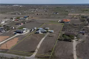 2412 Williamson Rd, Lockhart, TX 78644 - Photo 48
