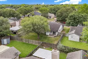 308 Trentwood Cir, Victoria, TX 77901 - Photo 30