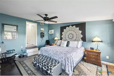 1435 E Zipp Road, New Braunfels, TX 78130 - Photo 24