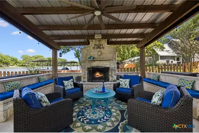 1435 E Zipp Road, New Braunfels, TX 78130 - Photo 10