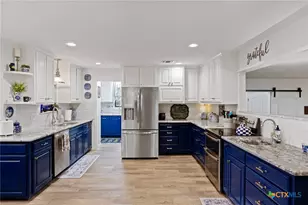 1435 E Zipp Rd, New Braunfels, TX 78130 - Photo 16