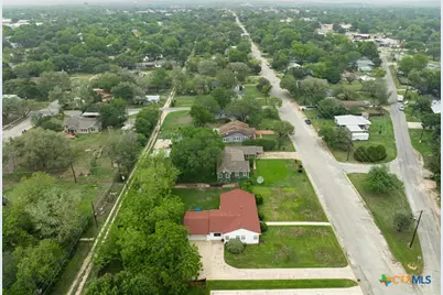 908 S Laurel Avenue, Luling, TX 78648 - Photo 24