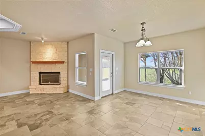 1705 Sudberg, Seguin, TX 78155 - Photo 6