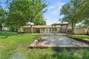 400 Downing St, Belton, TX 76513 - Photo 36