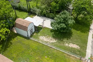 28 Steele St, Lampasas, TX 76550 - Photo 22
