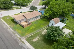 28 Steele St, Lampasas, TX 76550 - Photo 28