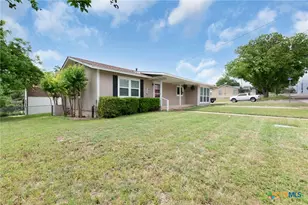 28 Steele St, Lampasas, TX 76550 - Photo 2