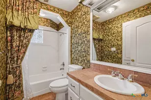 117 Tradewind Dr, Victoria, TX 77904 - Photo 24