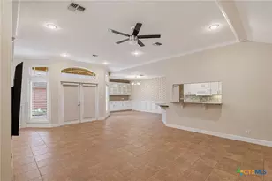 117 Tradewind Dr, Victoria, TX 77904 - Photo 8