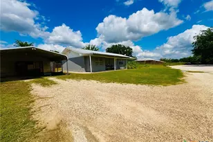 169 Co Rd 318, Jonesboro, TX 76538 - Photo 18