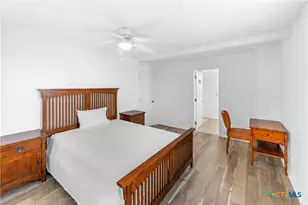 1838 W Bayshore Dr, Palacios, TX 77465 - Photo 20