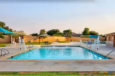 808 Circle Way #26H, Jarrell, TX 76537 - Photo 36
