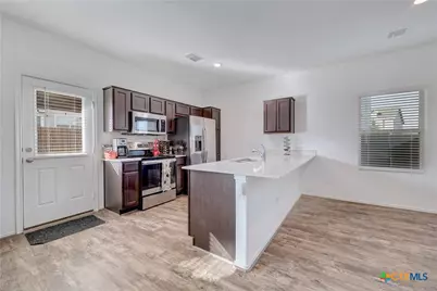 808 Circle Way #26H, Jarrell, TX 76537 - Photo 10