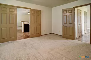 1316 Fern Ct, Gonzales, TX 78629 - Photo 16