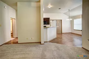 1316 Fern Ct, Gonzales, TX 78629 - Photo 8