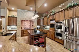 10411 Eiche Cir, New Braunfels, TX 78132 - Photo 4