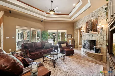 10411 Eiche Circle, New Braunfels, TX 78132 - Photo 6