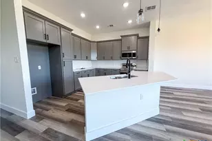 4415 Austin Cir, Temple, TX 76502 - Photo 8