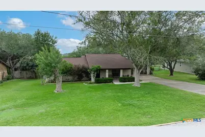 150 Oak Creek Circle, Luling, TX 78648 - Photo 36