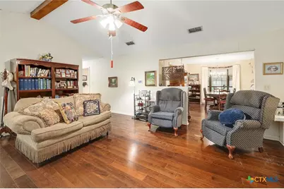 150 Oak Creek Circle, Luling, TX 78648 - Photo 6
